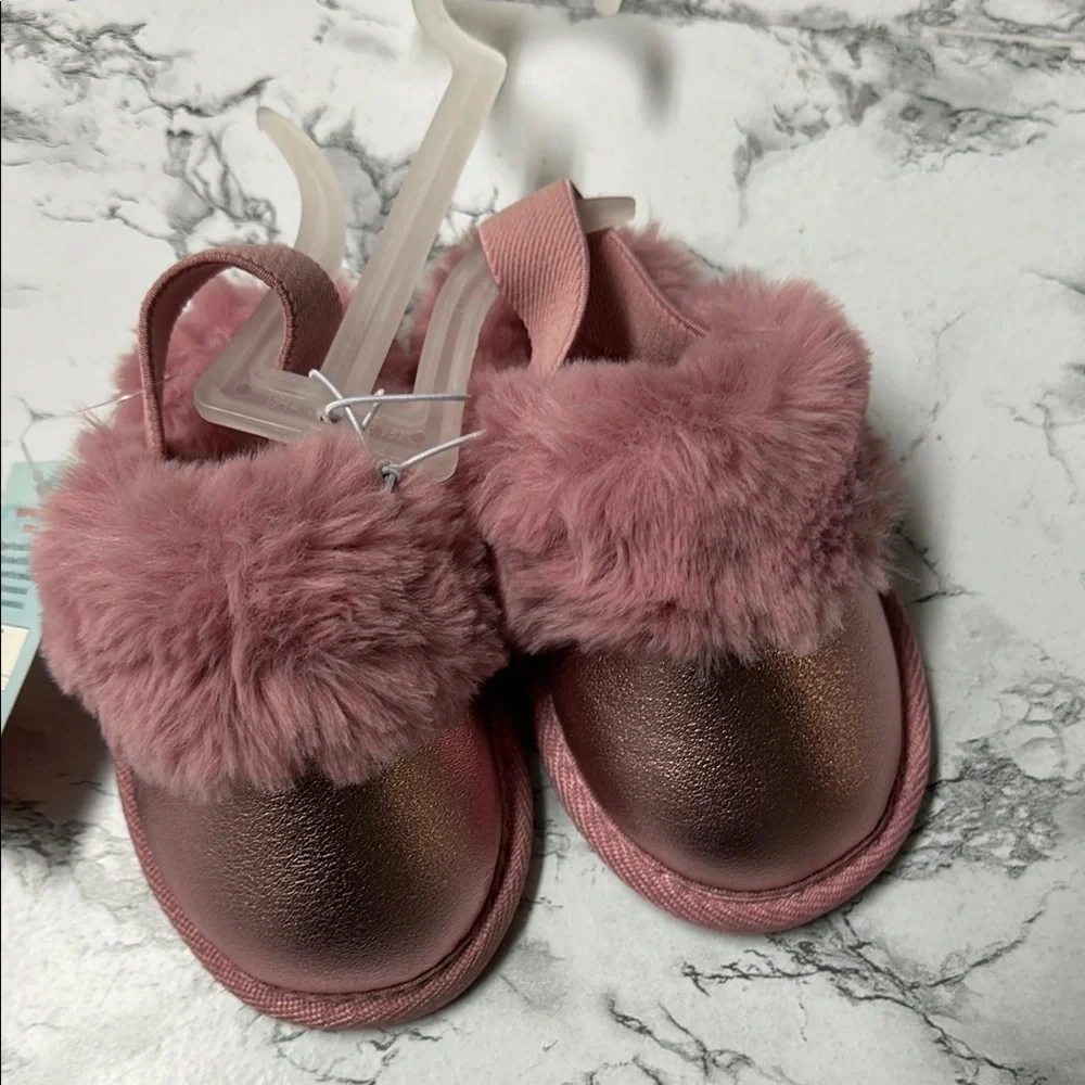 Cat & Jack Toddler Pink/Lily Metallic Scuff Slipper Size S(5/6)